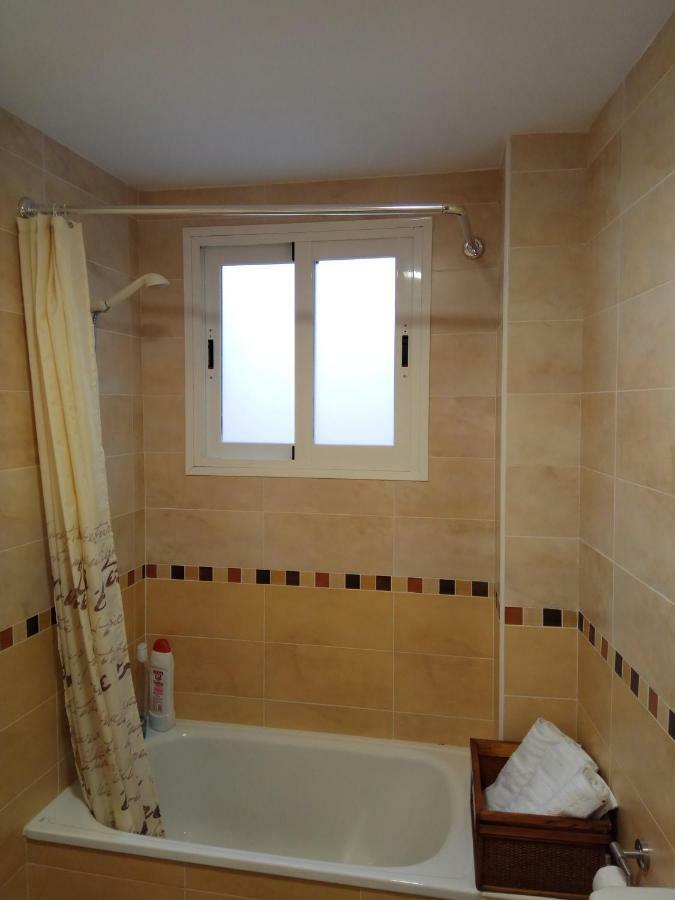 Precioso ático en Torre de Benagalbón a 20 metros del mar. Apartamento Exterior foto