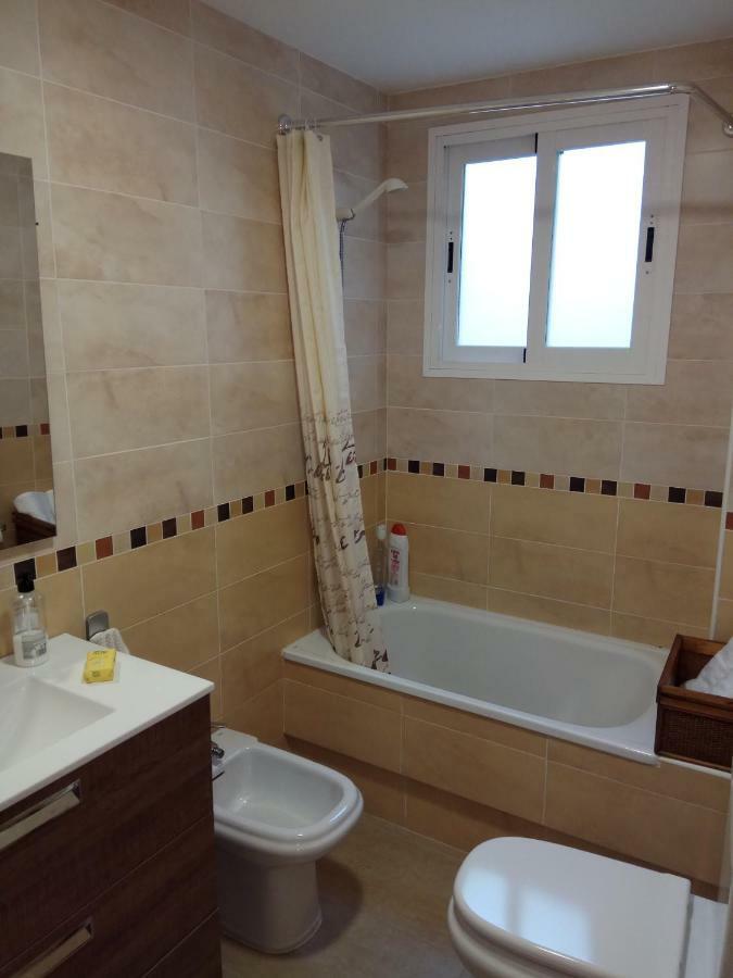 Precioso ático en Torre de Benagalbón a 20 metros del mar. Apartamento Exterior foto