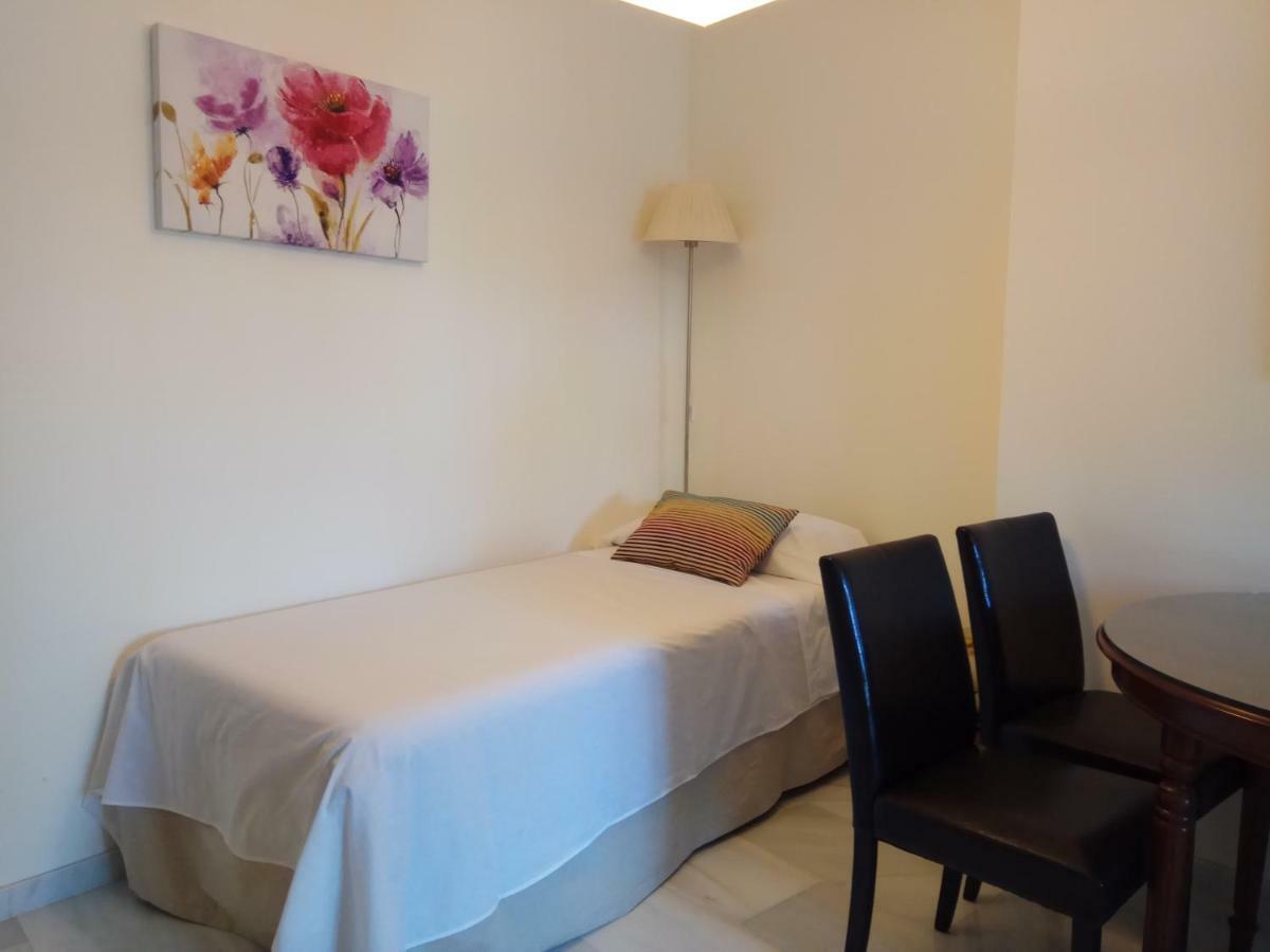 Precioso ático en Torre de Benagalbón a 20 metros del mar. Apartamento Exterior foto