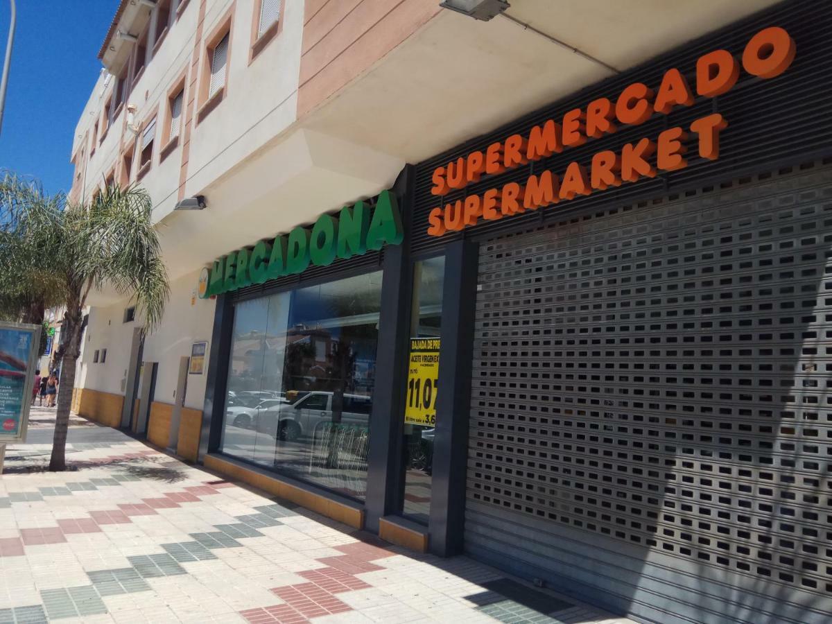 Precioso ático en Torre de Benagalbón a 20 metros del mar. Apartamento Exterior foto